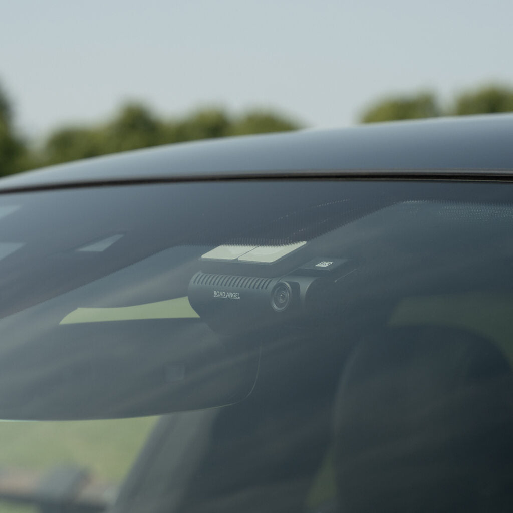 Ferrari - Road Angel Halo Edge 4K Dash Cam with Parking Mode & Quick Release Mounting With 64GB SD Card & Hardwiring Kit Bundle