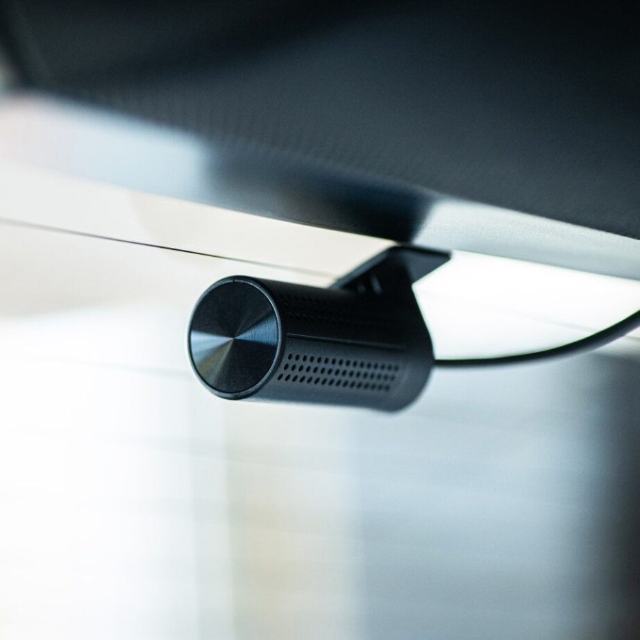 Ferrari - Road Angel Halo Elite 4K (2160p) & 1K (1080p) Dual Dash Cam With Sony Starvis 2 Enhanced Night Vision Video Technology!- With 256GB SD Card & Hardwiring Kit Bundle